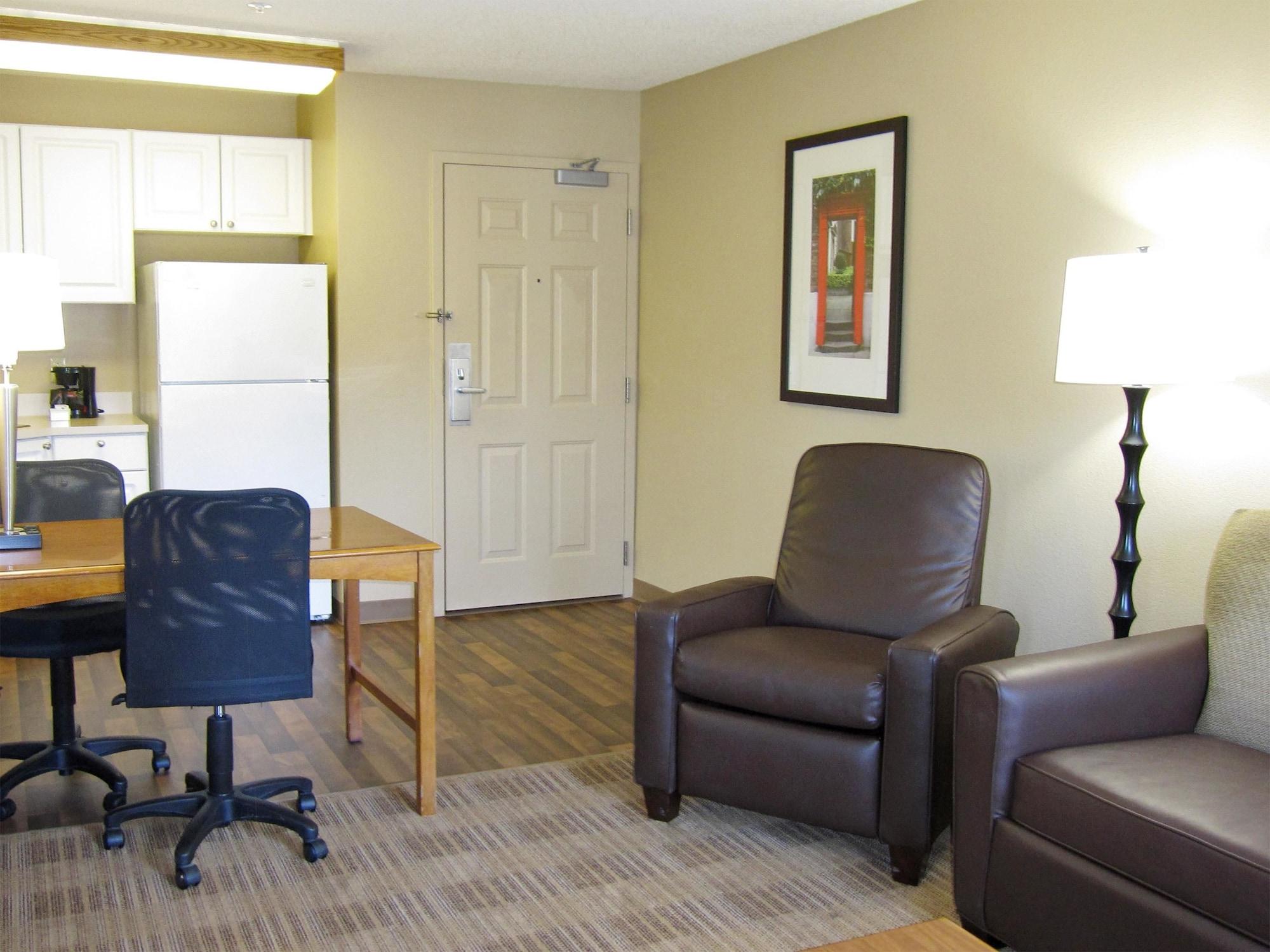 Extended Stay America Suites - Detroit - Novi - Orchard Hill Place Northville Exteriör bild