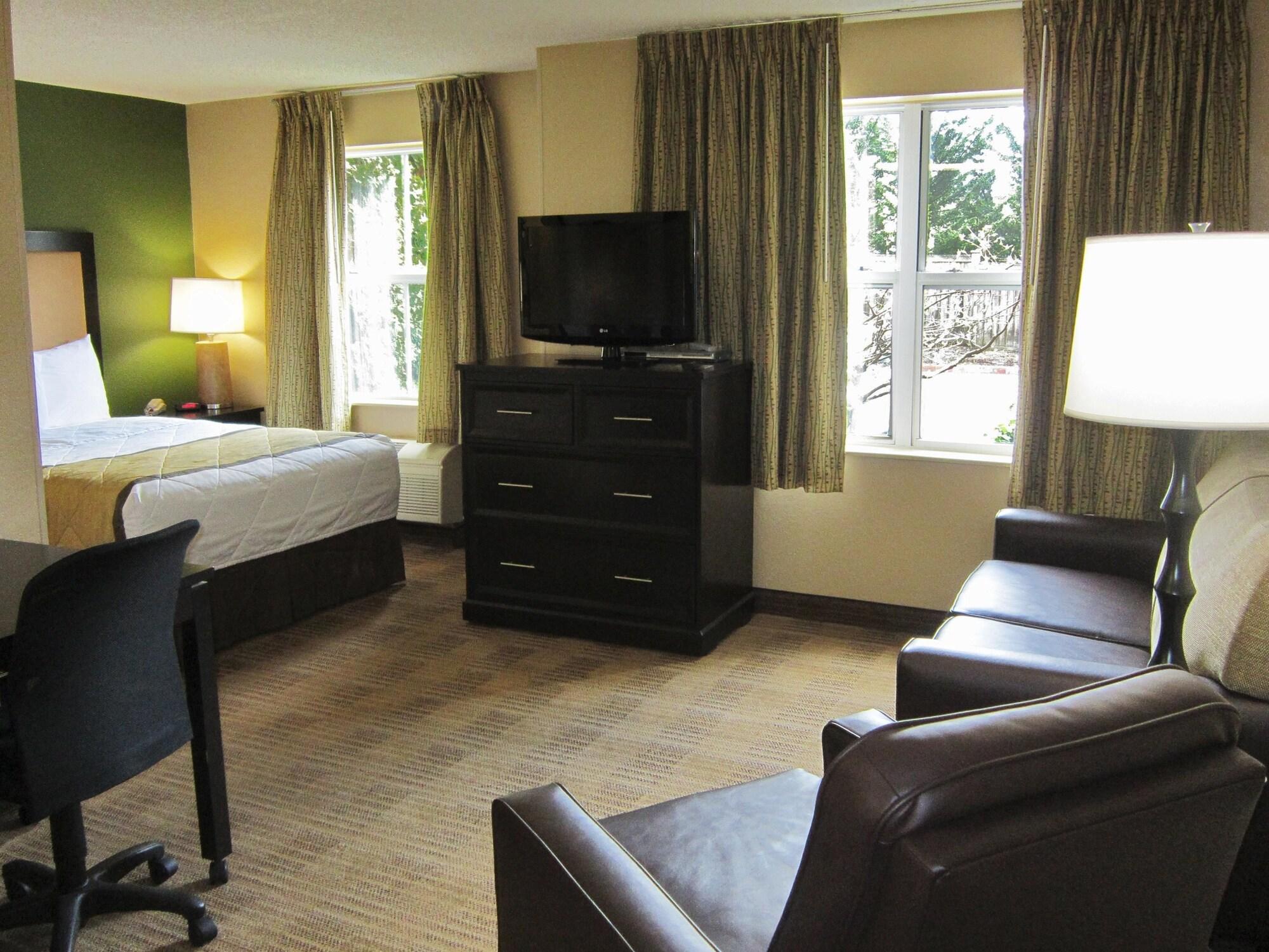 Extended Stay America Suites - Detroit - Novi - Orchard Hill Place Northville Exteriör bild