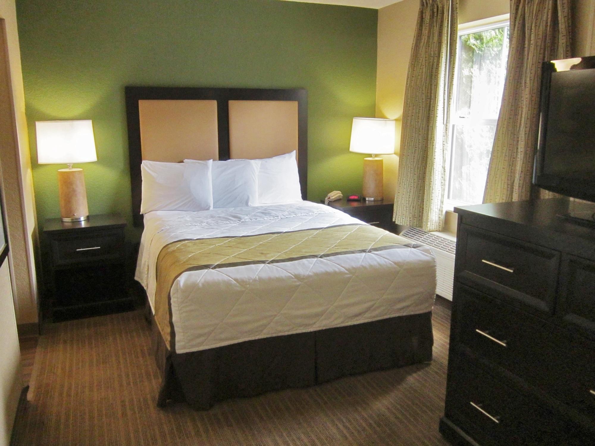 Extended Stay America Suites - Detroit - Novi - Orchard Hill Place Northville Exteriör bild