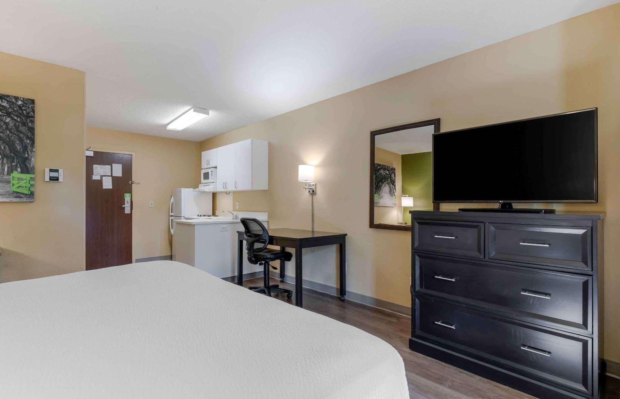 Extended Stay America Suites - Detroit - Novi - Orchard Hill Place Northville Exteriör bild