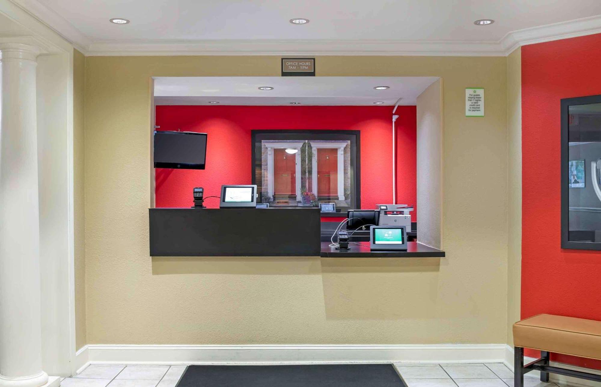 Extended Stay America Suites - Detroit - Novi - Orchard Hill Place Northville Exteriör bild
