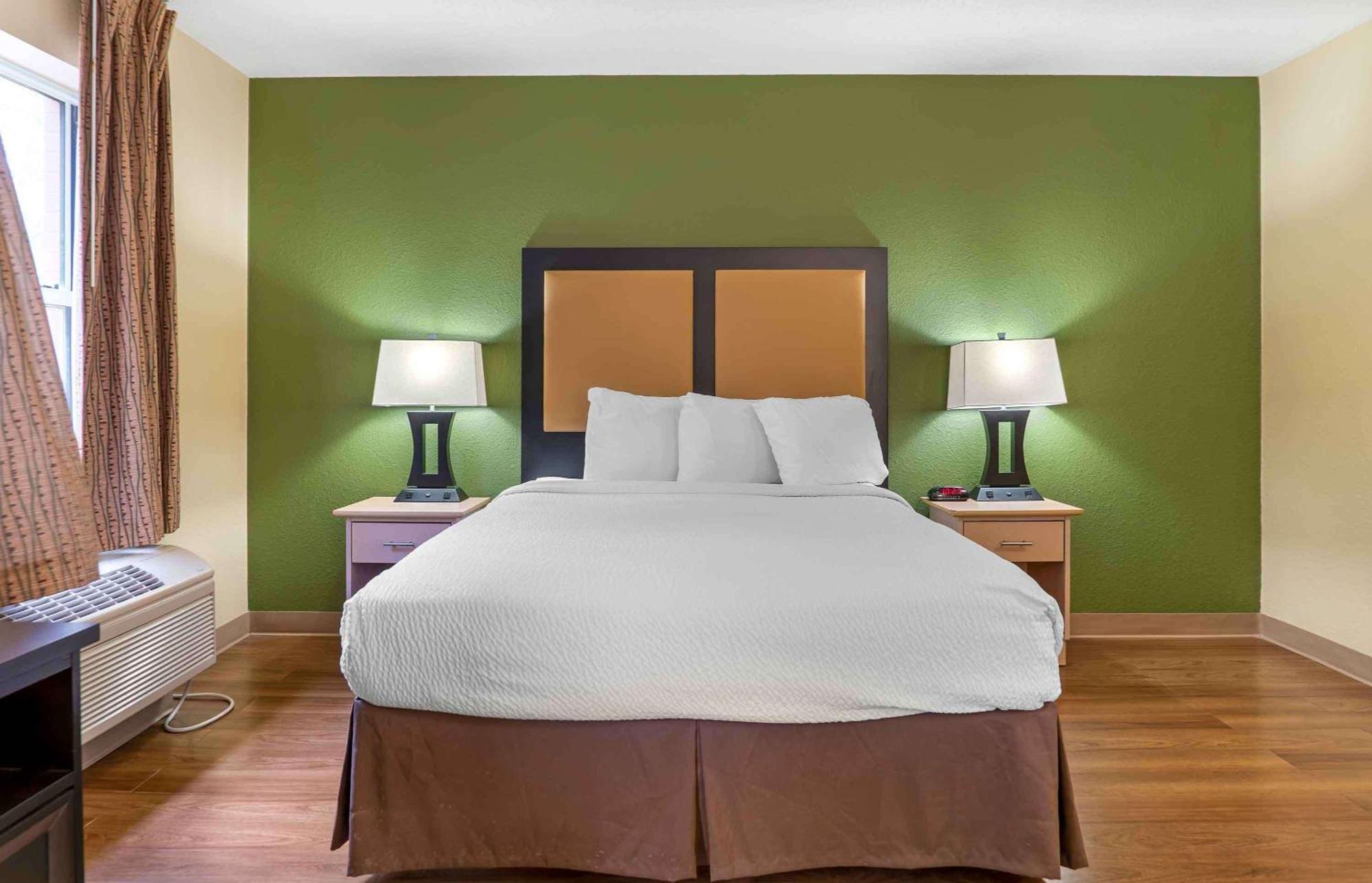 Extended Stay America Suites - Detroit - Novi - Orchard Hill Place Northville Exteriör bild